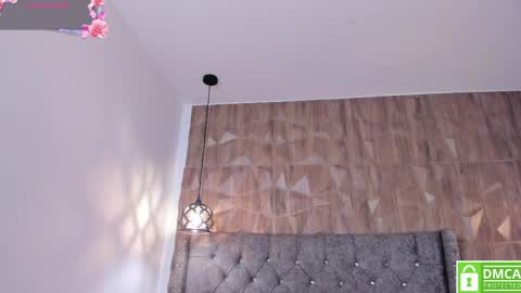 Snapshot of zamahara_rodriguez chatting on 04-19-26, 07:38 Zamahara online show from 04-19-26, 07:38