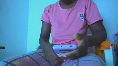 Snapshot of zamara__ chatting on 01-18-25, 11:11 Zamara online show from 01-18-25, 11:11