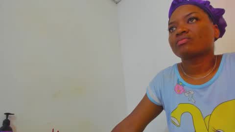Snapshot of zamara__ chatting on 01-28-25, 12:32 Zamara online show from 01-28-25, 12:32