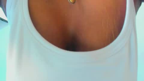 Snapshot of zamara__ chatting on 02-01-25, 03:07 Zamara online show from 02-01-25, 03:07