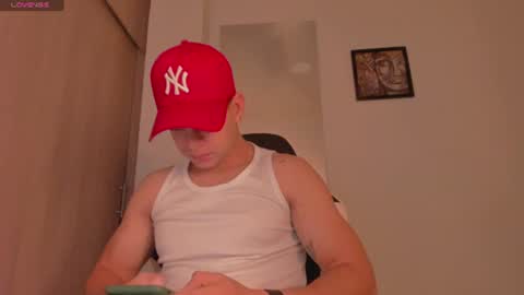 Snapshot of zamir_scott chatting on 06-18-26, 10:58 zamir online show from 06-18-26, 10:58