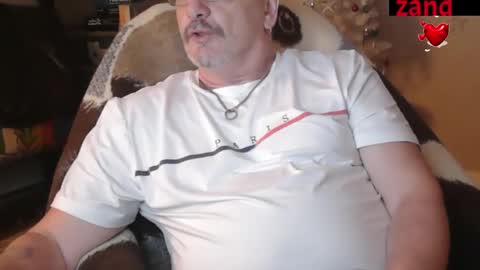 Snapshot of zander007 chatting on 09-15-25, 02:50 zander007 online show from 09-15-25, 02:50