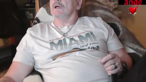 Snapshot of zander007 chatting on 10-03-25, 03:20 zander007 online show from 10-03-25, 03:20