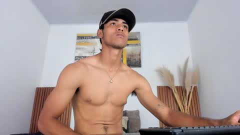 Zander online show from 04-11-26, 02:21