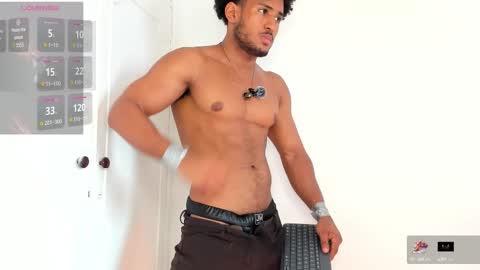 Snapshot of zane_lux chatting on 10-15-25, 01:44 Zane Lux online show from 10-15-25, 01:44