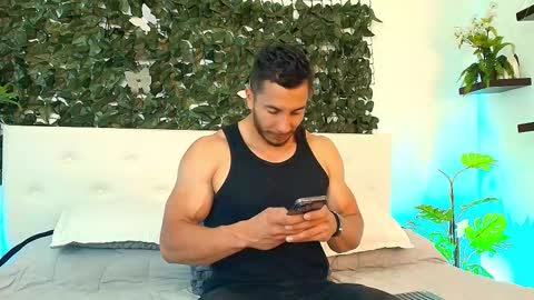 Snapshot of zanemaverick chatting on 09-27-25, 04:17 zanemaverick online show from 09-27-25, 04:17