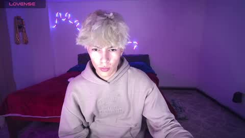 Tiiago Mallz online show from 12-30-24, 05:48