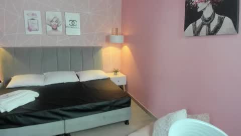 Zara Sweet  online show from 03-17-26, 01:47