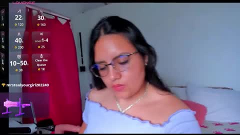 Zara Evanss online show from 10-10-25, 09:03