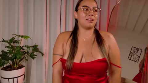 Zara Nova online show from 02-20-26, 02:52