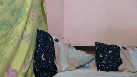 Snapshot of zara_play chatting on 06-11-26, 12:32 Zara3 online show from 06-11-26, 12:32