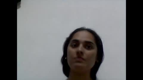 Snapshot of zaraa_lopez chatting on 12-18-25, 02:17 zaraa_lopez online show from 12-18-25, 02:17