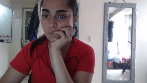Snapshot of zaraa_lopez chatting on 02-02-26, 05:55 zaraa_lopez online show from 02-02-26, 05:55