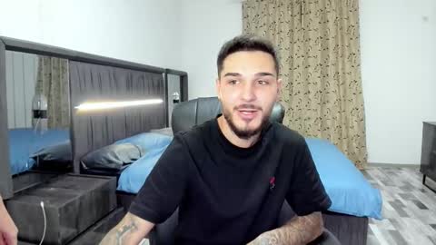 Snapshot of zarabliss3 chatting on 09-28-25, 08:03 ZARA LEO online show from 09-28-25, 08:03