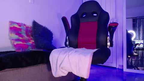 Zara online show from 11-20-25, 04:12