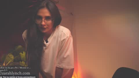 Miss Lynch   Next show  2911 online show from 01-13-25, 01:45