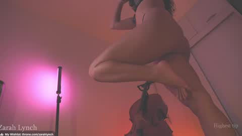 Miss Lynch   Next show  2911 online show from 04-06-26, 04:46