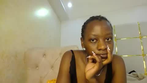 Snapshot of zariah011 chatting on 02-05-26, 11:09 zariah online show from 02-05-26, 11:09