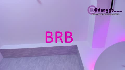 Snapshot of zarianaevanz chatting on 01-28-25, 01:18 Zariana online show from 01-28-25, 01:18