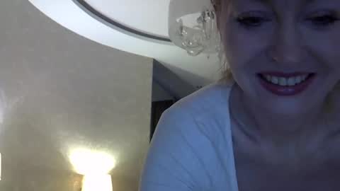 Zarina Swift online show from 10-14-25, 04:13