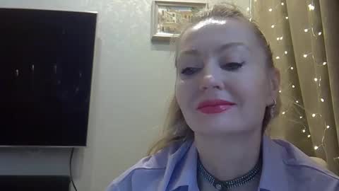 Zarina Swift online show from 02-15-26, 07:51