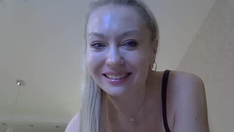 Zarina Swift online show from 02-18-26, 04:52