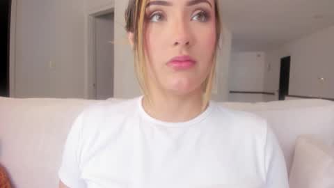 zarirosse online show from 11-25-25, 02:06