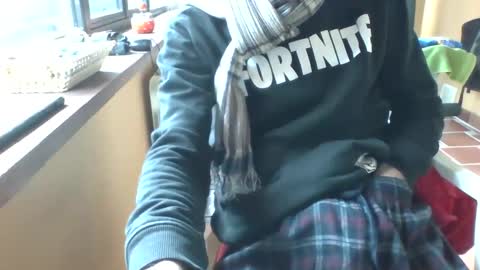 Snapshot of zarlok88 chatting on 01-11-25, 08:00 zarlok88 online show from 01-11-25, 08:00