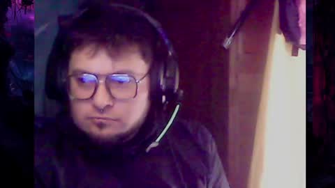 Snapshot of zatiro992 chatting on 06-14-26, 01:58 Zatth online show from 06-14-26, 01:58