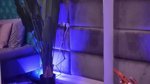 Snapshot of zayaseduce chatting on 11-10-25, 04:44 Mira online show from 11-10-25, 04:44