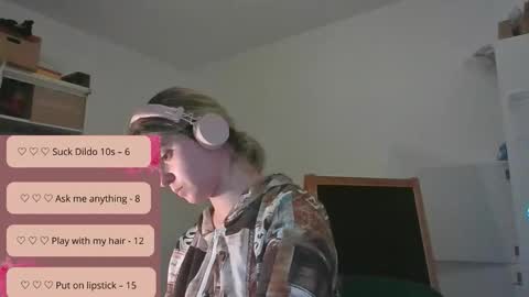 Snapshot of zazbella chatting on 02-06-26, 07:50 zazbella online show from 02-06-26, 07:50