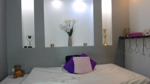 Karolyne online show from 03-24-26, 11:37