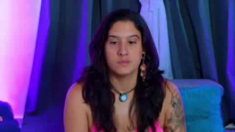 Snapshot of zean_lee chatting on 06-18-26, 02:21 Karolyne online show from 06-18-26, 02:21