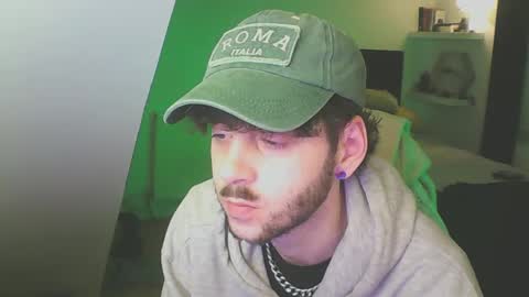 Snapshot of zedbooy chatting on 12-18-24, 08:03 Zed online show from 12-18-24, 08:03