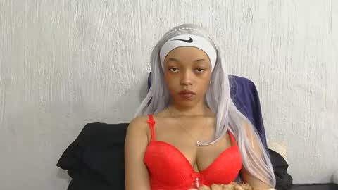 Snapshot of zeedoll chatting on 05-17-26, 12:45 Zee online show from 05-17-26, 12:45