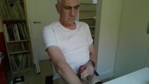 zeep16 online show from 11-26-25, 09:10