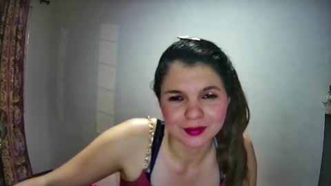 Snapshot of zelda_princess77 chatting on 11-09-25, 02:54 zelda_princess77 online show from 11-09-25, 02:54
