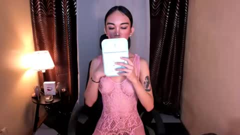 Snapshot of zella_maurice chatting on 06-12-26, 12:04 zella_maurice online show from 06-12-26, 12:04