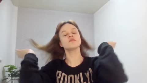 Snapshot of zenaidafairleigh chatting on 03-02-26, 03:30 Ammy online show from 03-02-26, 03:30