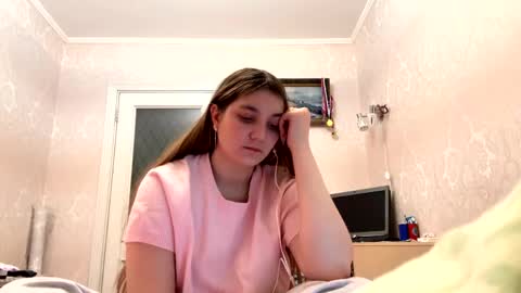 Snapshot of zeniabrossoit chatting on 06-01-26, 03:14 zeniabrossoit online show from 06-01-26, 03:14