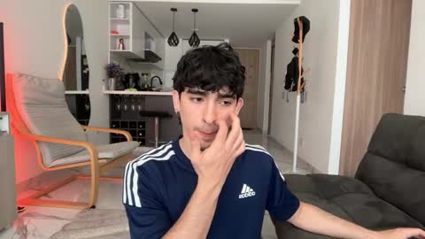 Zenn online show from 10-31-25, 02:07