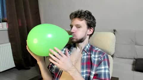 Andrew online show from 11-26-25, 08:37