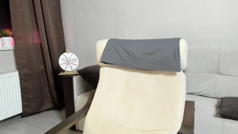 Andrew online show from 11-26-25, 08:43