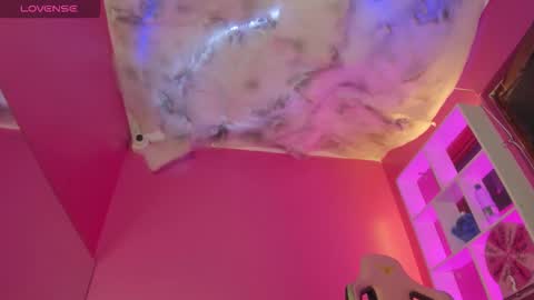 ZEPHYRA ANGELS online show from 11-15-25, 02:20