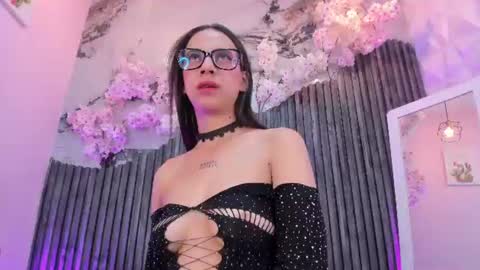 Snapshot of zephyra_bms chatting on 06-26-26, 03:55 SOFIA online show from 06-26-26, 03:55