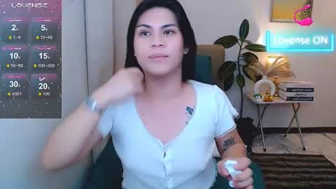 Snapshot of zephyraaaaa chatting on 06-24-26, 01:54 zephyraaaaa online show from 06-24-26, 01:54