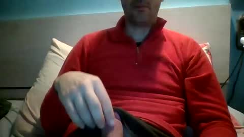 Snapshot of zeus00811 chatting on 03-04-25, 04:06 zeus online show from 03-04-25, 04:06