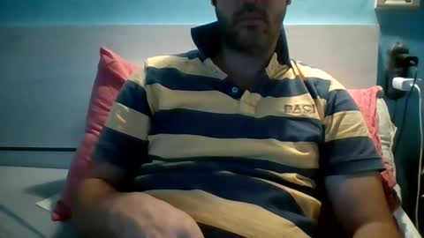 Snapshot of zeus00811 chatting on 09-12-25, 05:29 zeus online show from 09-12-25, 05:29