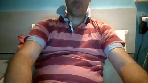 Snapshot of zeus00811 chatting on 09-24-25, 04:49 zeus online show from 09-24-25, 04:49