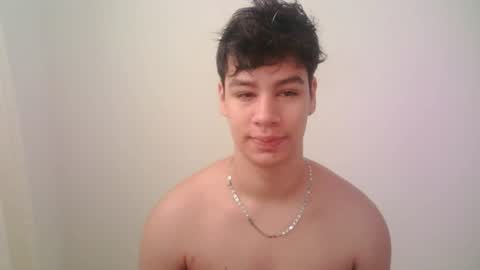 Snapshot of zeus_183 chatting on 06-15-26, 01:02 zeus_183 online show from 06-15-26, 01:02